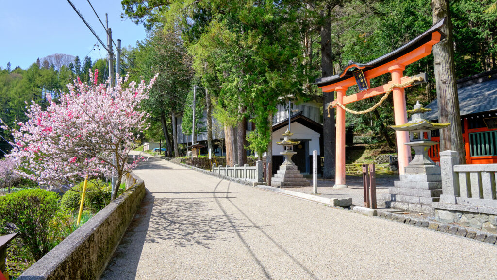 鎮神社
